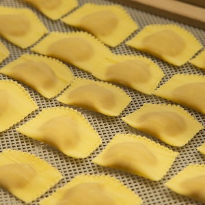 maccheroni pasta A76R1293